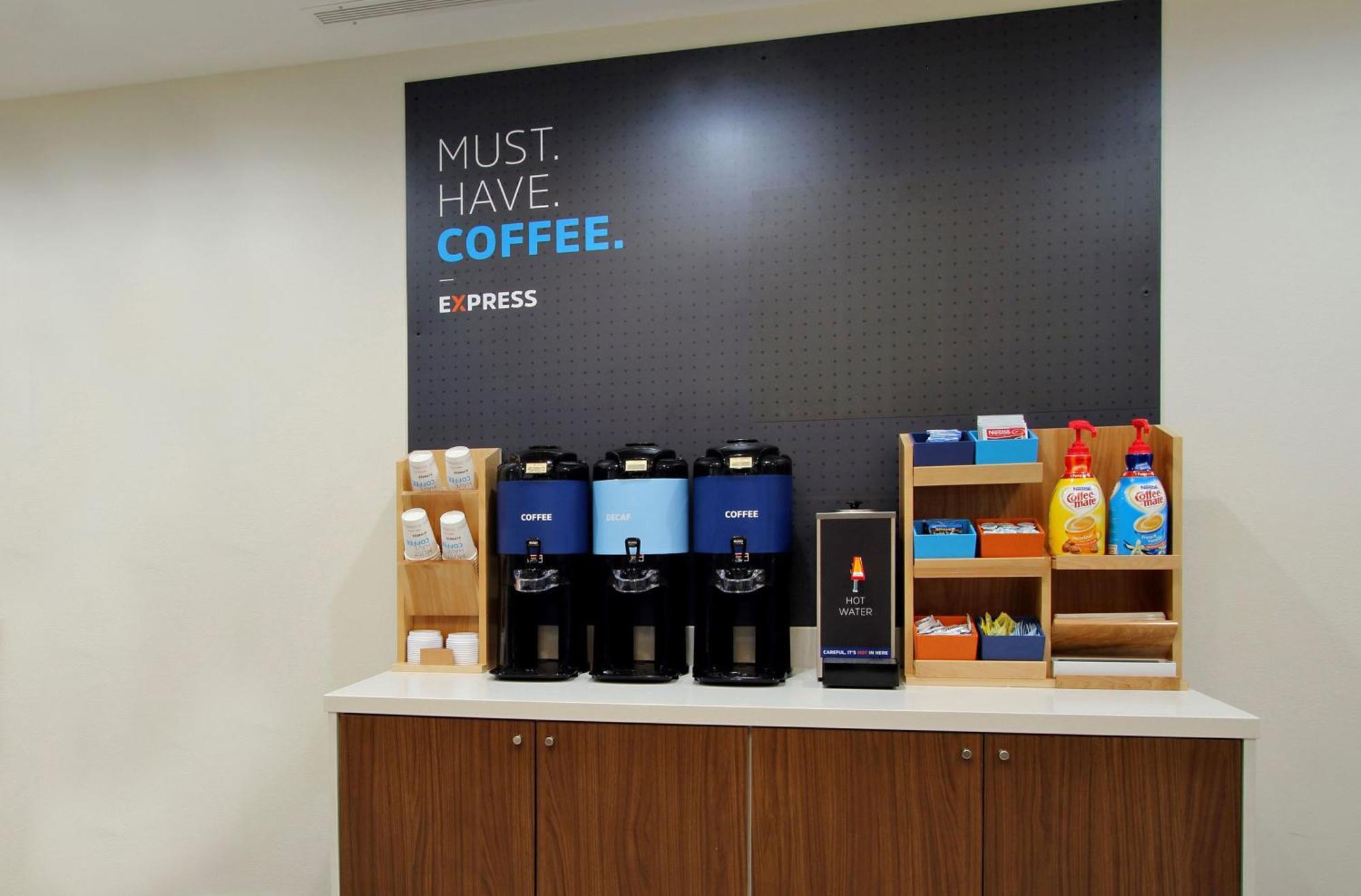 Holiday Inn Express & Suites Augusta W - Grovetown By Ihg Εξωτερικό φωτογραφία
